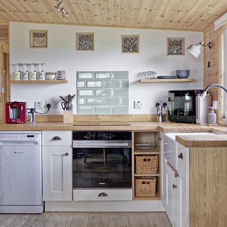 Scandi Cabin On A Hill, With Stunning Panoramic Views Ludgvan Ngoại thất bức ảnh